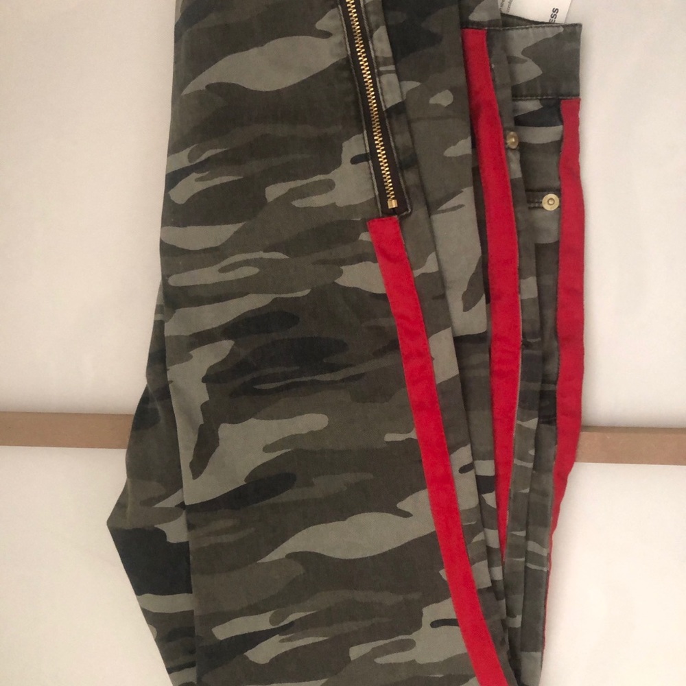 Express Camouflage Pants 